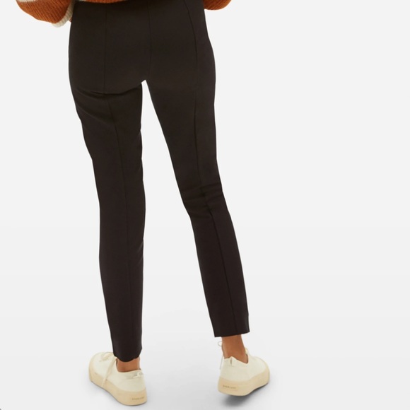 Everlane The Side-Zip Stretch Cotton Pant in Black - Picture 3 of 8